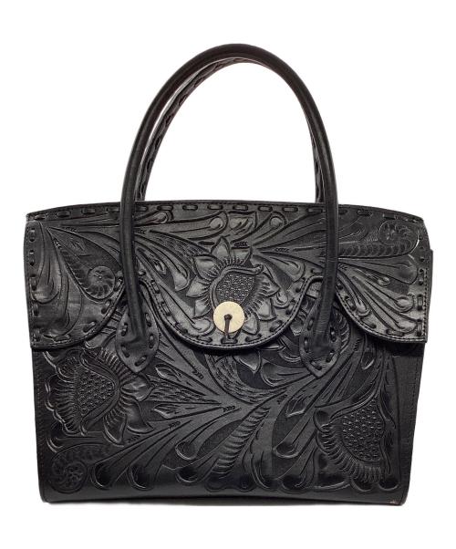 Carving Tribes（カービングトライブス）Carving Tribes (カービングトライブス) celia grande(セリア グランデ)の古着・服飾アイテム