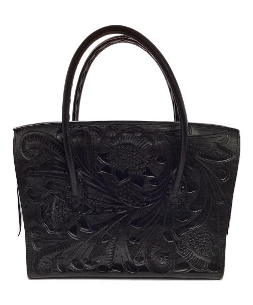 Carving Tribes（カービングトライブス）Carving Tribes (カービングトライブス) celia grande(セリア グランデ)の古着・服飾アイテム