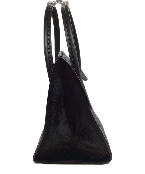 Carving Tribes（カービングトライブス）Carving Tribes (カービングトライブス) celia grande(セリア グランデ)の古着・服飾アイテム