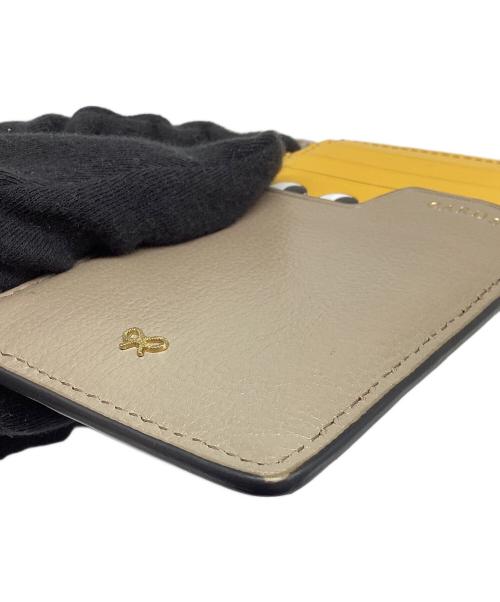 ANYA HINDMARCH（アニヤ・ハインドマーチ）ANYA HINDMARCH (アニヤハインドマーチ) カードケース ブラウンの古着・服飾アイテム