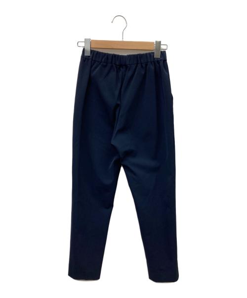 YORI（ヨリ）YORI (ヨリ) ピンタックストレッチパンツ ネイビー サイズ:36の古着・服飾アイテム
