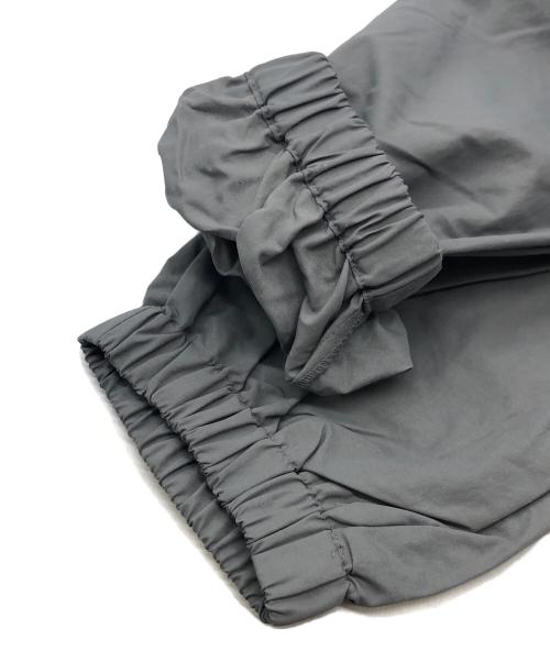 DESCENDANT（ディセンダント）DESCENDANT (ディセンダント) WHARF NYLON TROUSERS グレー サイズ:2の古着・服飾アイテム