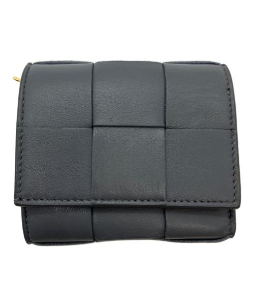 BOTTEGA VENETA（ボッテガベネタ）BOTTEGA VENETA (ボッテガベネタ) 三つ折りファスナーウォレット グレーの古着・服飾アイテム