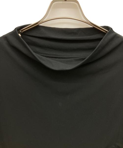 慈雨（ジウ）慈雨 (ジウ) アシメハイネックカットソー ブラック サイズ:38の古着・服飾アイテム