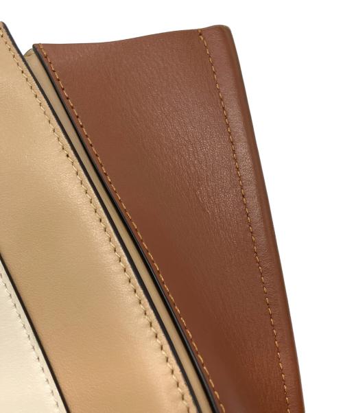 WANDLER（ワンドラー）WANDLER (ワンドラー) HORTENSIA BAG　ホルテンシア　ショルダーバッグ ベージュの古着・服飾アイテム