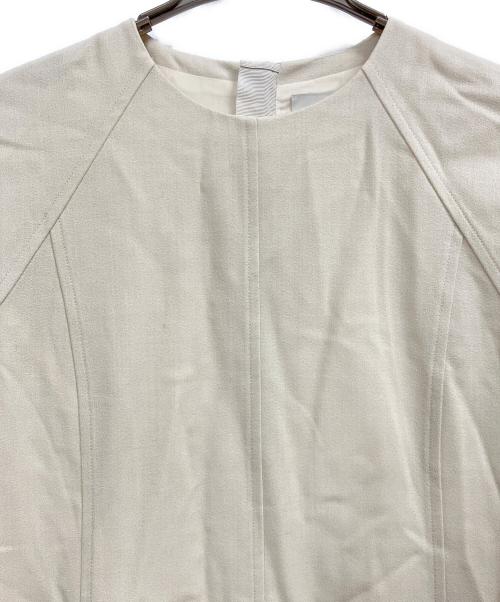 DEPAREILLE（デパリエ）DEPAREILLE (デパリエ) クルーネックウールワンピース アイボリー サイズ:38の古着・服飾アイテム