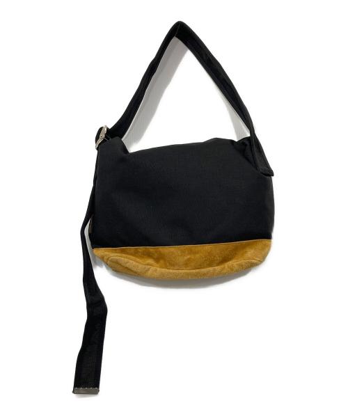 ANONYM CRAFTSMAN DESIGN（アノニムクラフツマンデザイン）ANONYM CRAFTSMAN DESIGN (アノニムクラフツマンデザイン) STIFF (スティッフ) スタッズメッセンジャーバッグ ブラックの古着・服飾アイテム