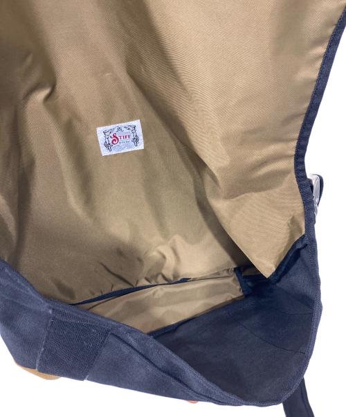 ANONYM CRAFTSMAN DESIGN（アノニムクラフツマンデザイン）ANONYM CRAFTSMAN DESIGN (アノニムクラフツマンデザイン) STIFF (スティッフ) スタッズメッセンジャーバッグ ブラックの古着・服飾アイテム
