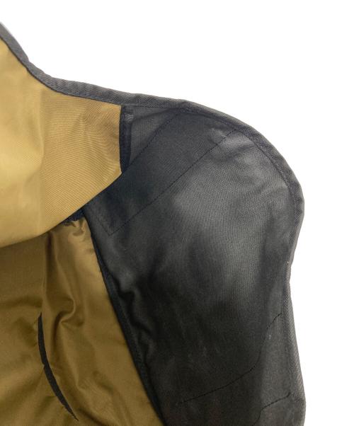 ANONYM CRAFTSMAN DESIGN（アノニムクラフツマンデザイン）ANONYM CRAFTSMAN DESIGN (アノニムクラフツマンデザイン) STIFF (スティッフ) スタッズメッセンジャーバッグ ブラックの古着・服飾アイテム