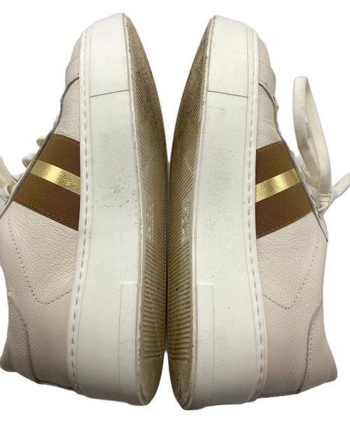 luca grossi（ルカグロッシ）luca grossi (ルカグロッシ) ラインテープ厚底レザースニーカー ベージュ サイズ:37の古着・服飾アイテム