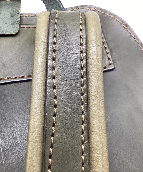 Herz（ヘルツ）Herz (ヘルツ) Wファスナー・ロケットリュック グリーンの古着・服飾アイテム