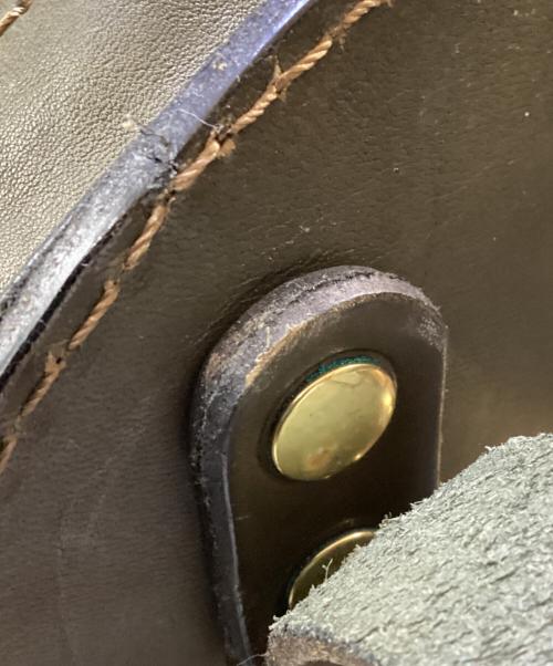 Herz（ヘルツ）Herz (ヘルツ) Wファスナー・ロケットリュック グリーンの古着・服飾アイテム