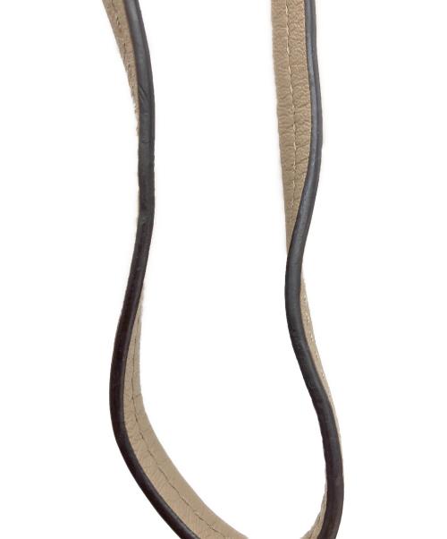 J&M DAVIDSON（ジェイ＆エム デヴィッドソン）J&M DAVIDSON (ジェイ＆エム デヴィッドソン) MINI DAISY WITH STUDS ベージュの古着・服飾アイテム