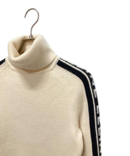CELINE（セリーヌ）CELINE (セリーヌ) カシミヤタートルネックニット アイボリー サイズ:Sの古着・服飾アイテム