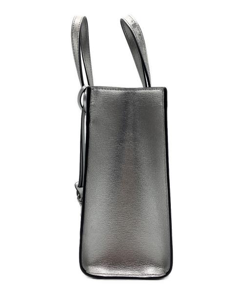 MARC JACOBS（マークジェイコブス）MARC JACOBS (マークジェイコブス) The grind mini シルバーの古着・服飾アイテム