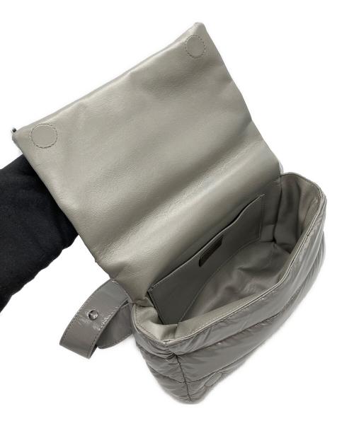 HERNO（ヘルノ）HERNO (ヘルノ) グロスバッグ グレーの古着・服飾アイテム