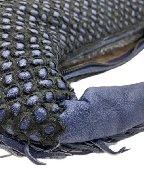 BOTTEGA VENETA（ボッテガベネタ）BOTTEGA VENETA (ボッテガベネタ) ミニポンザ キルティング ラージ ホーボーバッグ ネイビー×ブラックの古着・服飾アイテム