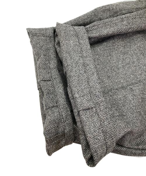 is-ness（イズネス）is-ness (イズネス) balloon EZ pants Herringbone ブラウン サイズ:REGULAR LENGTH 未使用品の古着・服飾アイテム