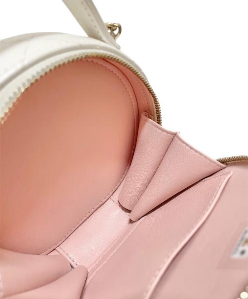 CHANEL（シャネル）CHANEL (シャネル) チェーンショルダーバニティバッグ ホワイト サイズ:-の古着・服飾アイテム