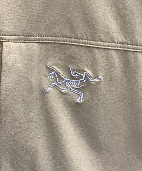 ARC'TERYX（アークテリクス）ARC'TERYX (アークテリクス) Gamma Lightweight Hoody ベージュ サイズ:Lの古着・服飾アイテム
