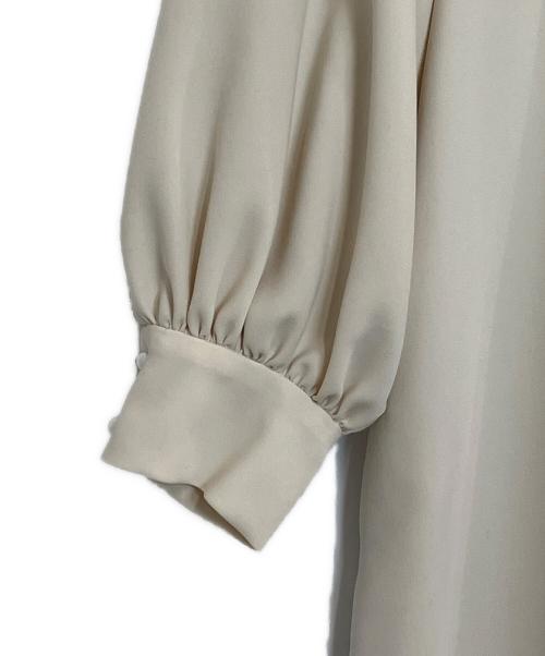 Sono（ソーノ）Sono (ソーノ) フリルフルワンピース アイボリー サイズ:Freeの古着・服飾アイテム