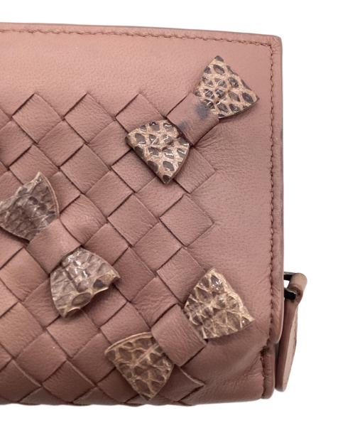 BOTTEGA VENETA（ボッテガベネタ）BOTTEGA VENETA (ボッテガベネタ) 2つ折り財布 ピンクの古着・服飾アイテム