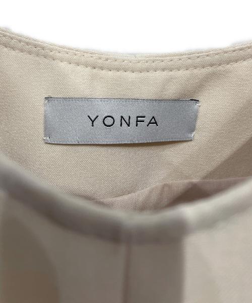 YONFA（ヨンファ）YONFA (ヨンファ) Vパターンドレープドレス ベージュ サイズ:Mの古着・服飾アイテム