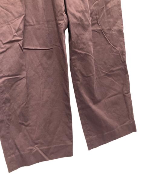 6(ROKU) BEAUTY&YOUTH（ロク ビューティーアンドユース）6(ROKU) BEAUTY&YOUTH (ロク ビューティーアンドユース) タックパンツ ワインレッド サイズ:SIZE36の古着・服飾アイテム
