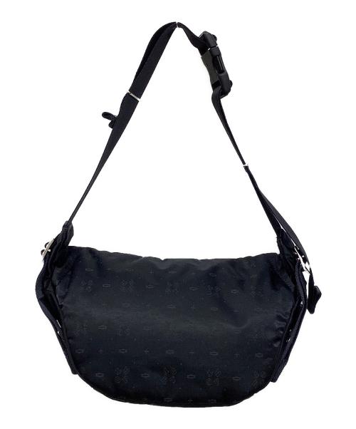 POTR（ピー・オー・ティー・アール）POTR (ピー・オー・ティー・アール) モノグラム ウエストバッグ　MONOGRAM WAIST BAG ブラックの古着・服飾アイテム