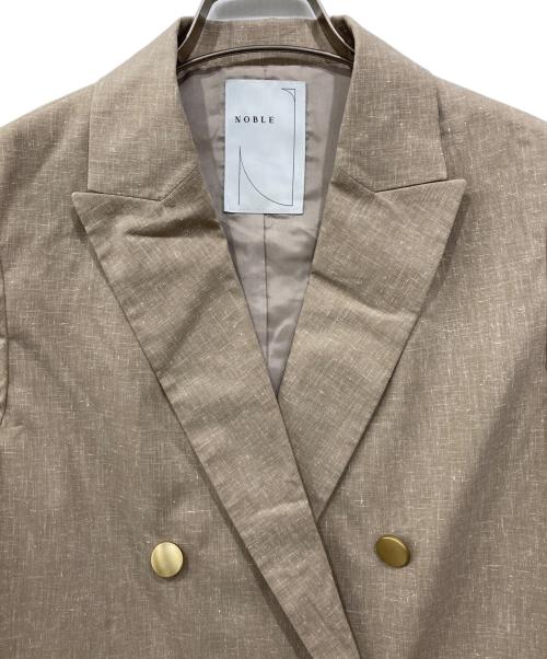 Noble（ノーブル）Noble (ノーブル) 麻ストレッチピークドラペルダブルジャケット ベージュ サイズ:36の古着・服飾アイテム