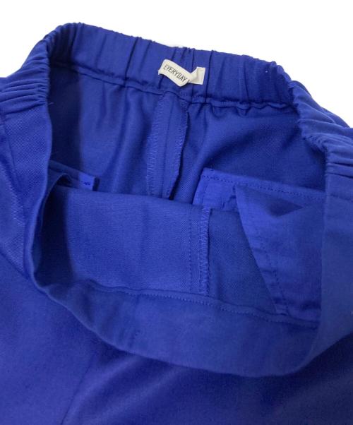 EVERYDAY I LIKE.（エヴリデイ アイ ライク）EVERYDAY I LIKE. (エヴリデイ アイ ライク) 裾ジップスラックス ブルー サイズ:36の古着・服飾アイテム