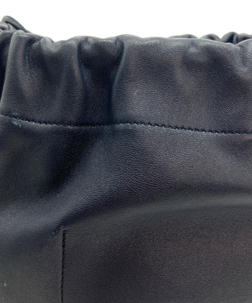 JIL SANDER（ジルサンダー）JIL SANDER (ジルサンダー) DUMPLING ドローストリングバッグ ネイビーの古着・服飾アイテム