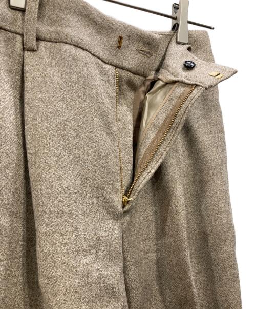 DEUXIEME CLASSE（ドゥーズィエム クラス）Deuxieme Classe (ドゥーズィエム クラス) Ethereal パンツ ベージュ サイズ:36 未使用品の古着・服飾アイテム