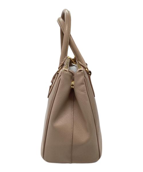 PRADA（プラダ）PRADA (プラダ) サフィアーノ ガレリア 2WAYレザーハンドバッグ ショルダーバッグ ベージュの古着・服飾アイテム