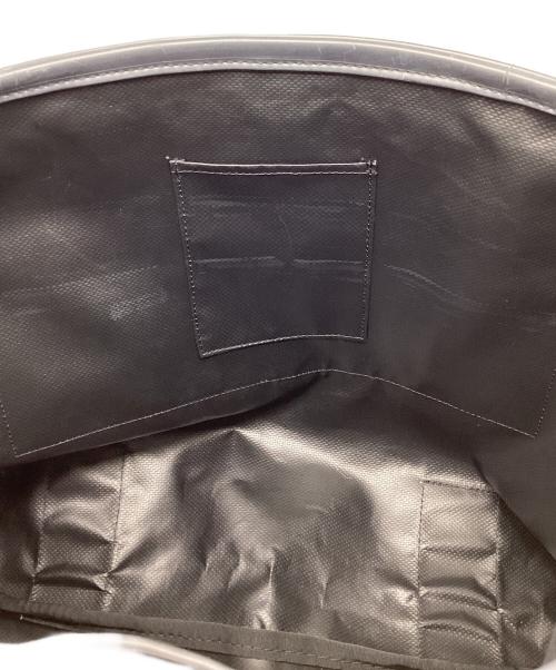 DEFY BAGS（デフィーバックス）DEFY BAGS (デフィーバックス) ショルダーバッグ メッセンジャーバッグ コブラバックル 2WAY ブラックの古着・服飾アイテム