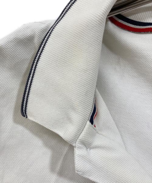 MONCLER（モンクレール）MONCLER (モンクレール) ポロシャツ ホワイト サイズ:Mの古着・服飾アイテム