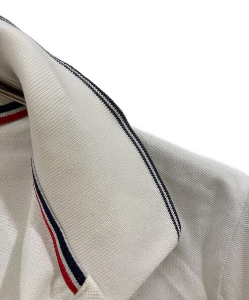 MONCLER（モンクレール）MONCLER (モンクレール) ポロシャツ ホワイト サイズ:Mの古着・服飾アイテム