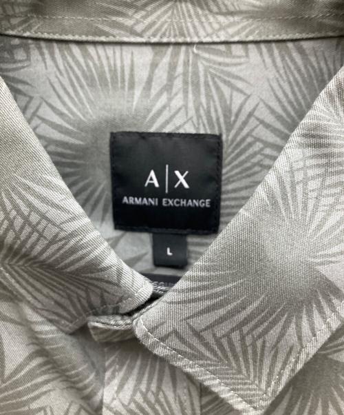 ARMANI EXCHANGE（アルマーニ エクスチェンジ）ARMANI EXCHANGE (アルマーニ エクスチェンジ) ボタニカル柄シャツ グレー サイズ:L 未使用品の古着・服飾アイテム