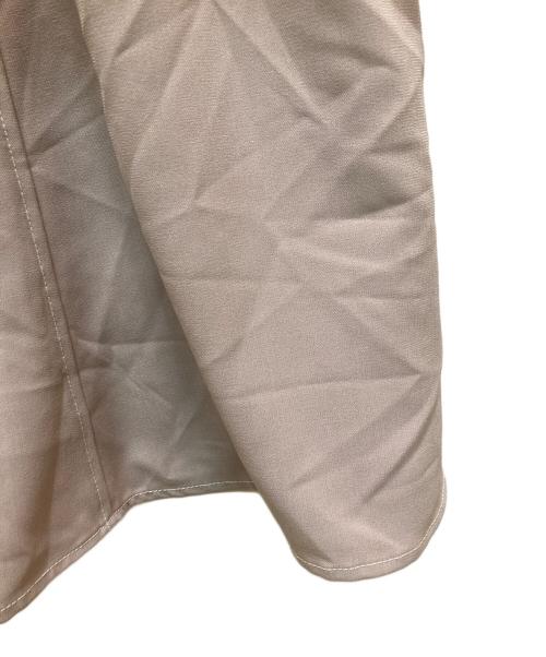 And Couture（アンドクチュール）And Couture (アンドクチュール) クロスネック配色ステッチワンピース ピンクベージュ サイズ:38の古着・服飾アイテム