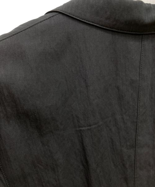 YOSHIE INABA（ヨシエ イナバ）YOSHIE INABA (ヨシエ イナバ) シワ加工ライナー付コート ブラック サイズ:Mの古着・服飾アイテム