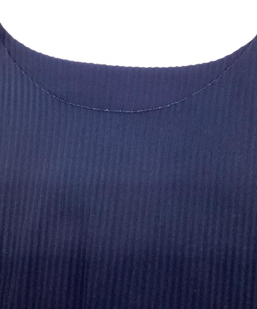 me ISSEY MIYAKE（ミーイッセイ ミヤケ）me ISSEY MIYAKE (ミーイッセイ ミヤケ) ノースリーブプリーツワンピース ネイビー サイズ:-の古着・服飾アイテム
