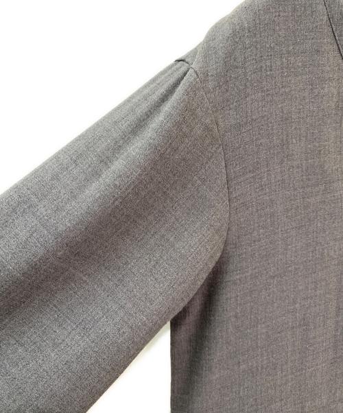 Conte（コンテ）Conte (コンテ) Vネック オールインワン グレー サイズ:FREEの古着・服飾アイテム