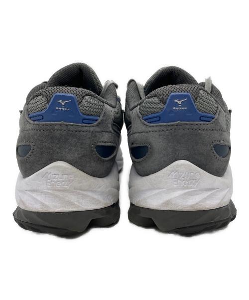 MIZUNO（ミズノ）MIZUNO (ミズノ) Graphpaper (グラフペーパー) WAVE RIDER β グレー サイズ:26cmの古着・服飾アイテム