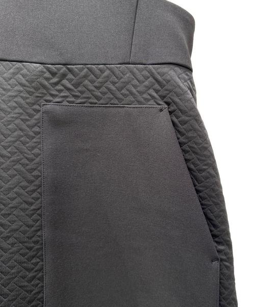 ADORE（アドーア）ADORE (アドーア) マトラッセジャガードワンピース ブラック サイズ:38 未使用品の古着・服飾アイテム