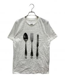 MM6 Maison Margiela（エムエムシックスメゾンマルジェラ）の古着「グラフィック プリントTシャツ」｜ホワイト