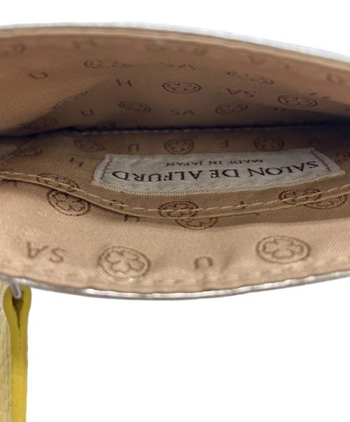 SALON DE ALFURD（サロン・ド・アルファード）SALON DE ALFURD (サロン・ド・アルファード) フラグメントケース ゴールドの古着・服飾アイテム