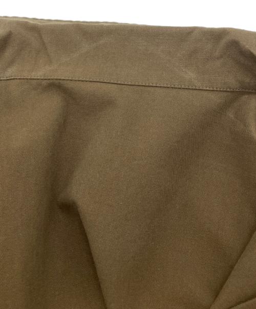 Loungedress（ラウンジドレス）Loungedress (ラウンジドレス) ピンバッジSETシャツジャケット カーキ サイズ:Freeの古着・服飾アイテム