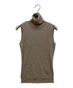 FOXEYフォクシー）の古着「タートルネックノースリーブニット」｜ベージュ