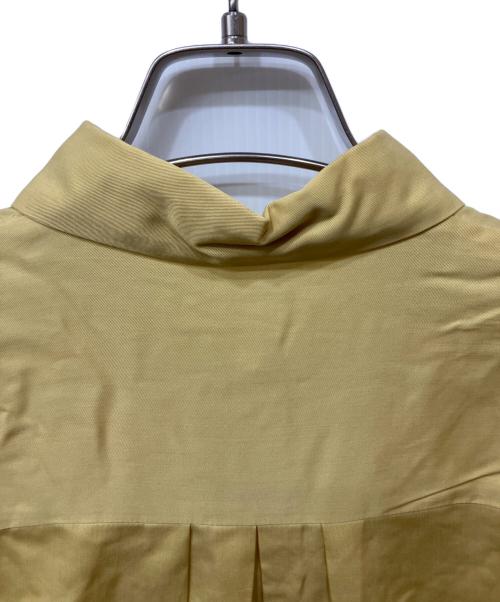 MOGA（モガ）MOGA (モガ) ツイストツイル ボリュームスリーブブラウス イエロー サイズ:SIZE 1の古着・服飾アイテム