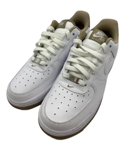 NIKE（ナイキ）NIKE (ナイキ) AIR FORCE1 ’07　LOW（エアフォース1 '07 ロー） ホワイト サイズ:25cmの古着・服飾アイテム